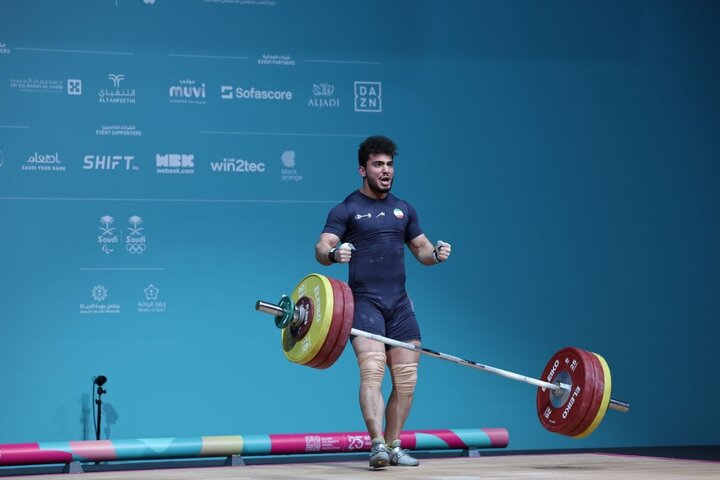 صالحی‌پور در وزنه‌برداری ٣مدال گرفت/ یک طلا، یک نقره و یک برنز