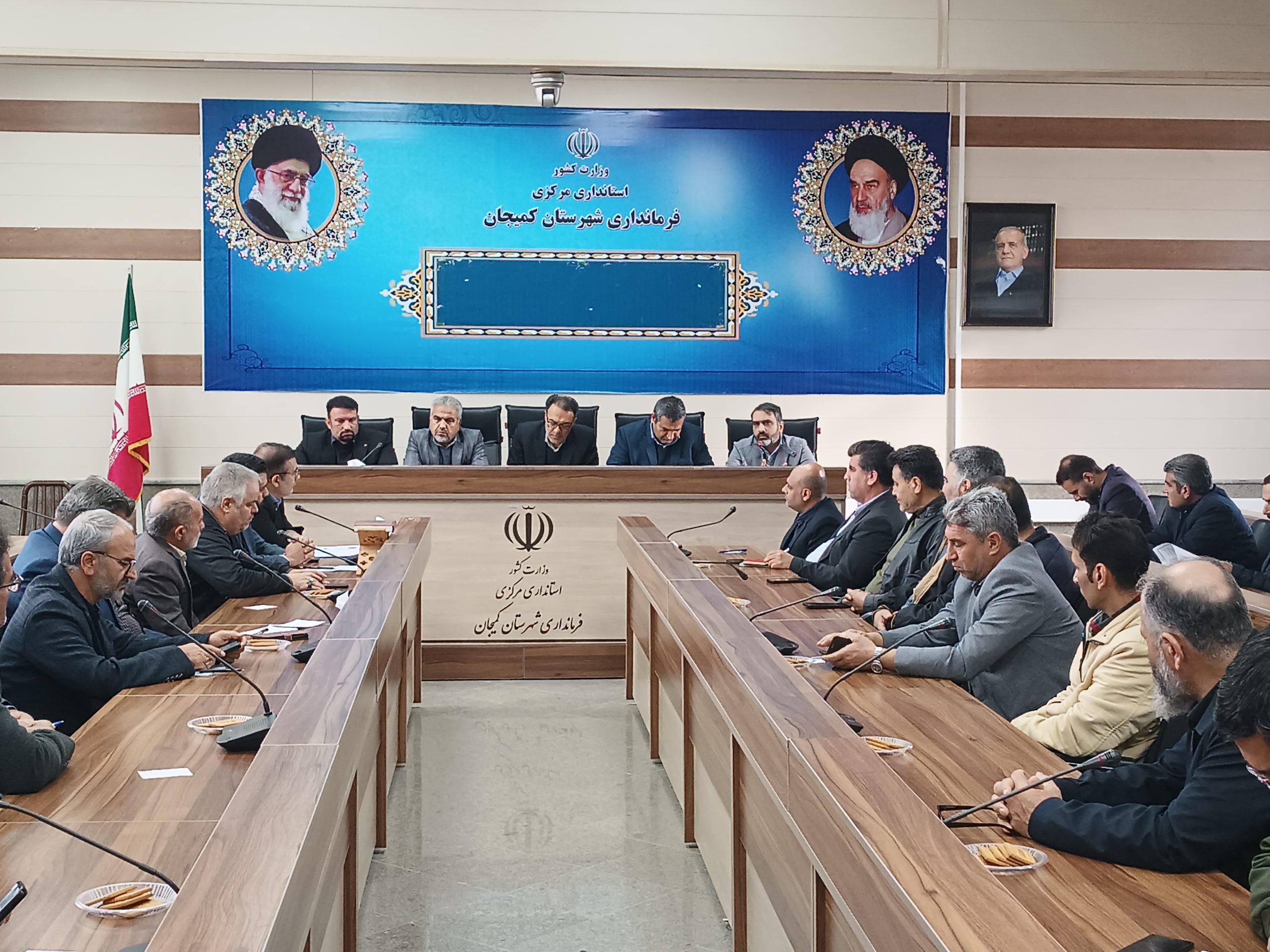 تشریح اولویت‌های کاری و پاسخ به دغدغه‌ها در نشست نماینده اراک با فعالان فرهنگی و رسانه‌ای کمیجان