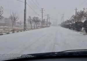 کمیجان برفی شد