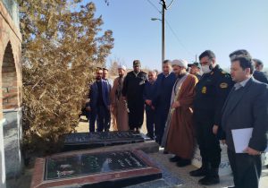 غبارروبی مزار شهدای محله انار در کمیجان